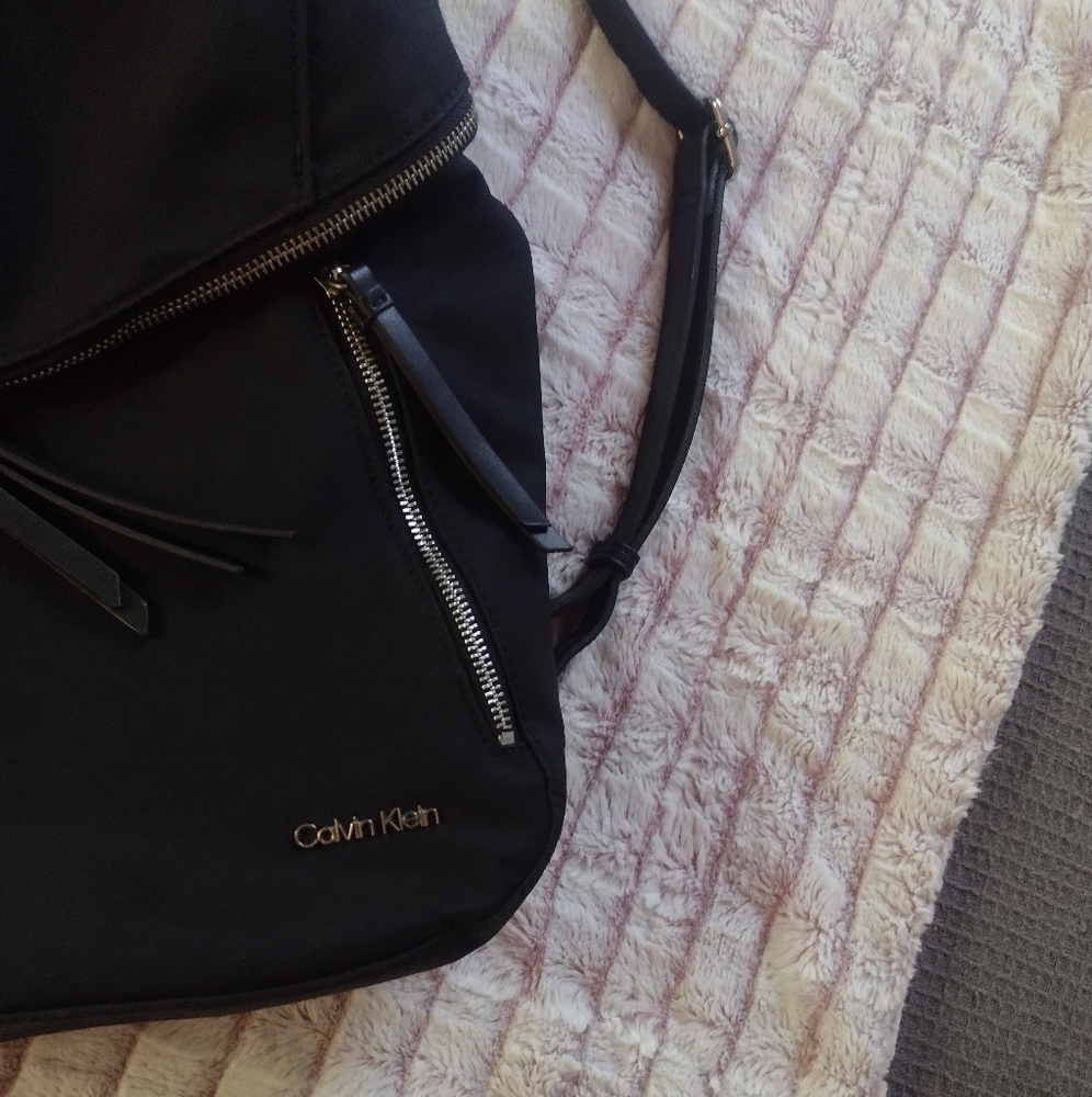 Calvin Klein Mini Backpack EUC - Picture 3 of 16